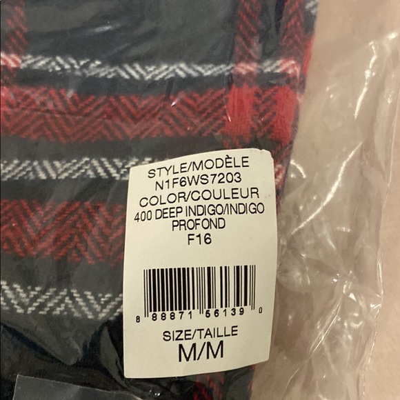 Giftable! BNWT Men’s Plaid Longsleeve - Picture 2 of 2